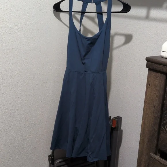Halara Twist Back Active Dress Easy Peezy Longer Length D-F Cup Sz L Teal Blue - Picture 10 of 12